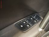 Volkswagen Golf (2015) 1.6TDI, ČR, navi, autoAC - náhled 18