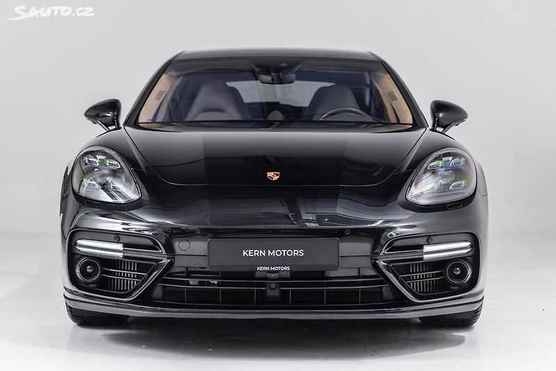 Porsche Panamera Turbo S E-Hybrid*CZ*záruka - fotka 2 z 41