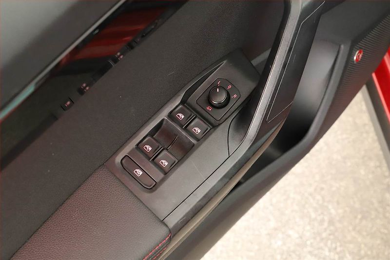 Seat Arona (2018) FR 1.0 TSI, Navi, Tempomat - fotka 16 z 16
