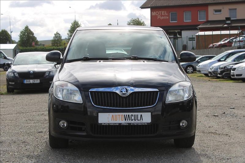 Škoda Fabia 1,2 i - fotka 2 z 20