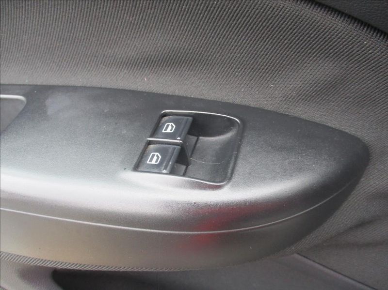 Škoda Octavia 1,6 TDI, klima, tažné zař. - fotka 21 z 25