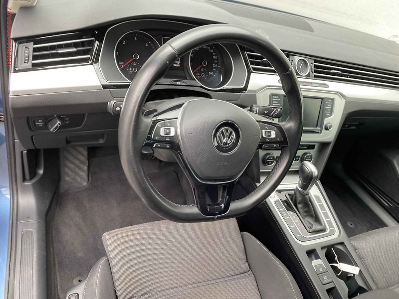 Volkswagen Passat (2015) 2.0TDi, DSG, LED, navi - fotka 13 z 20