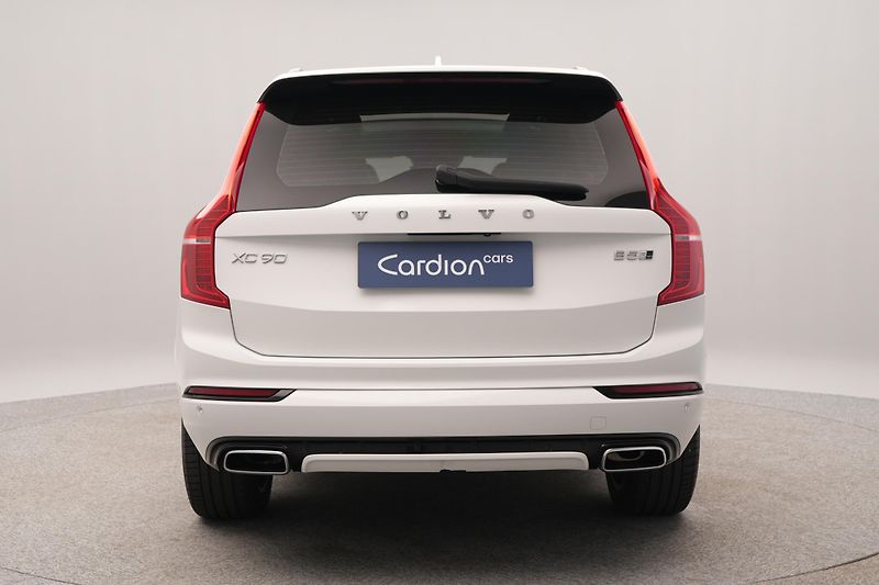 Volvo XC90 B5 AWD R-DESIGN AUT - fotka 9 z 53