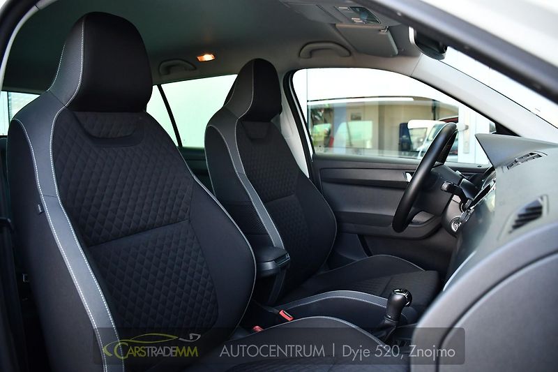Škoda Fabia 1,2TSi DSG 2xALU 61tKM STYLE  - fotka 17 z 48