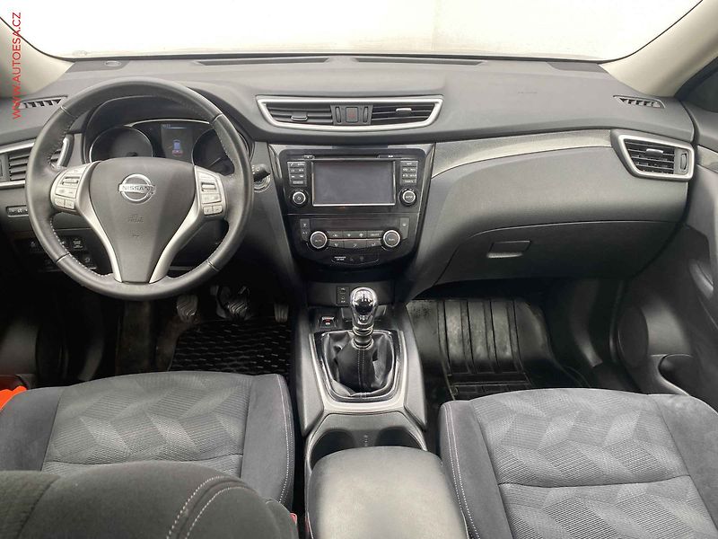 Nissan X-Trail (2017) 1.6 dCi 4x4, ČR, AC, výhřev - fotka 8 z 18