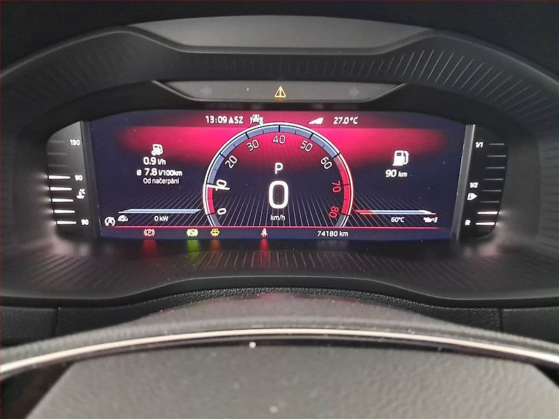 Škoda Karoq (2021) Sportline 1.5 TSI - fotka 11 z 30