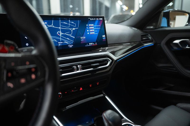 BMW Řada 2 (2024) 338KW KARBONOVÁ STŘECHA TOP!!! - fotka 31 z 48