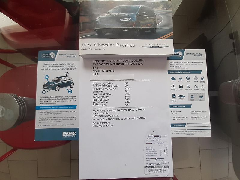 Chrysler Pacifica (2022) 3,6L V6,Top výbava, REZERVACE - fotka 49 z 50