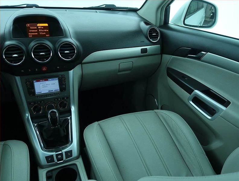 Opel Antara (2012) 2.2 CDTI, 4X4, Serv.kniha - fotka 8 z 17
