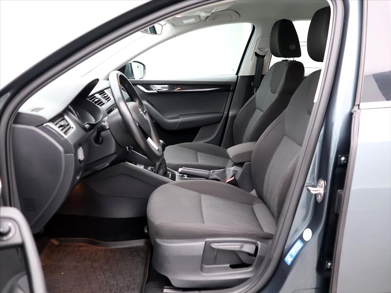 Škoda Octavia 1,4 TSI 110kW Style Tažné CZ - fotka 10 z 28