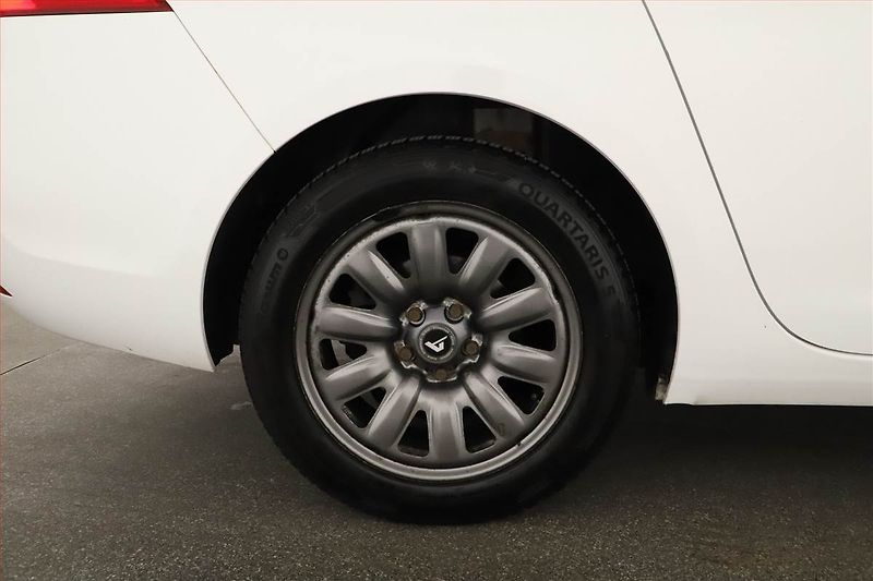 Peugeot 308 (2016) 1.6 BlueHDi, Tempomat - fotka 16 z 16