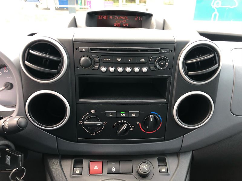 Citroën Berlingo Multispace 1.6 VTi - fotka 20 z 26