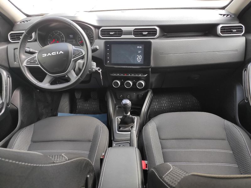 Dacia Duster 1,5dCi 85kW, 4x4, ČR - fotka 16 z 45