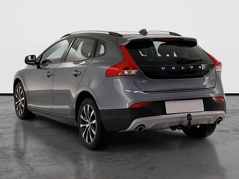 Volvo V40 (2019) 2.0 D3, Automat, Serv.kniha - fotka 4 z 21