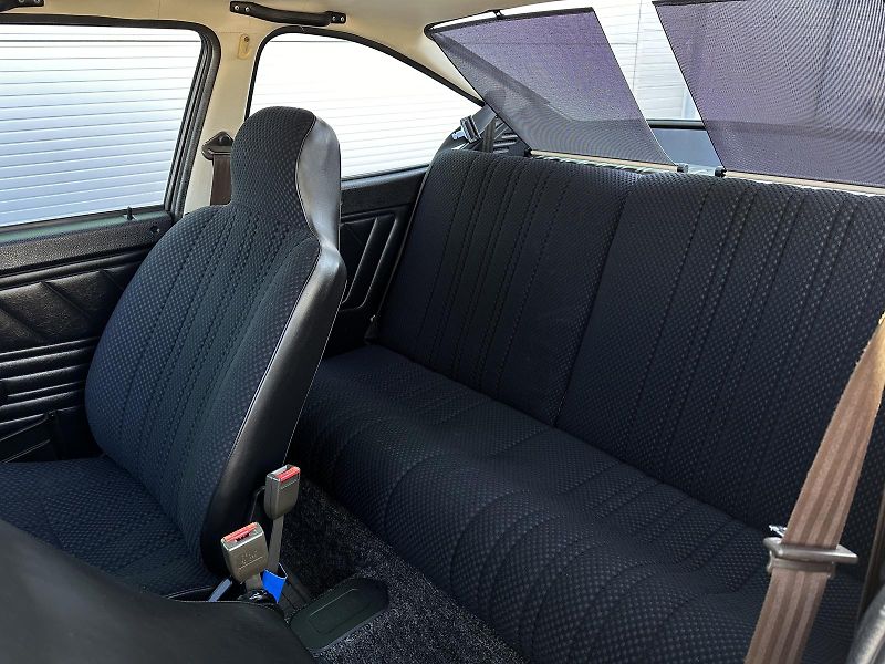 Škoda Rapid 130 5speed 43kW Autorádio STŘE - fotka 24 z 27
