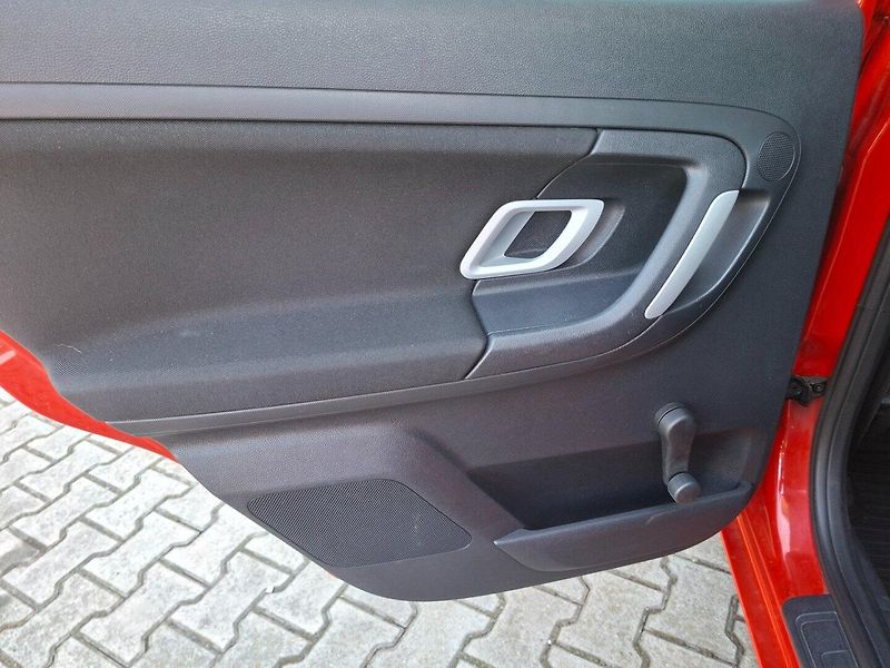 Škoda Fabia (2010) 1.2i 51kW -NEHAV.-SERVISOVÁNO! - fotka 30 z 33