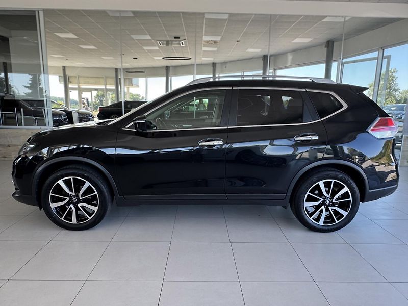 Nissan X-Trail 1,6dCi 96kW*AUT*360kam*Panoram - fotka 8 z 35