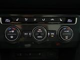 Volkswagen Tiguan 1,4 TSI DSG R-line matrix virt - náhled 26