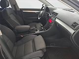 Audi A4 (2007) 2.0 TDI, nová STK, Tažné - náhled 9