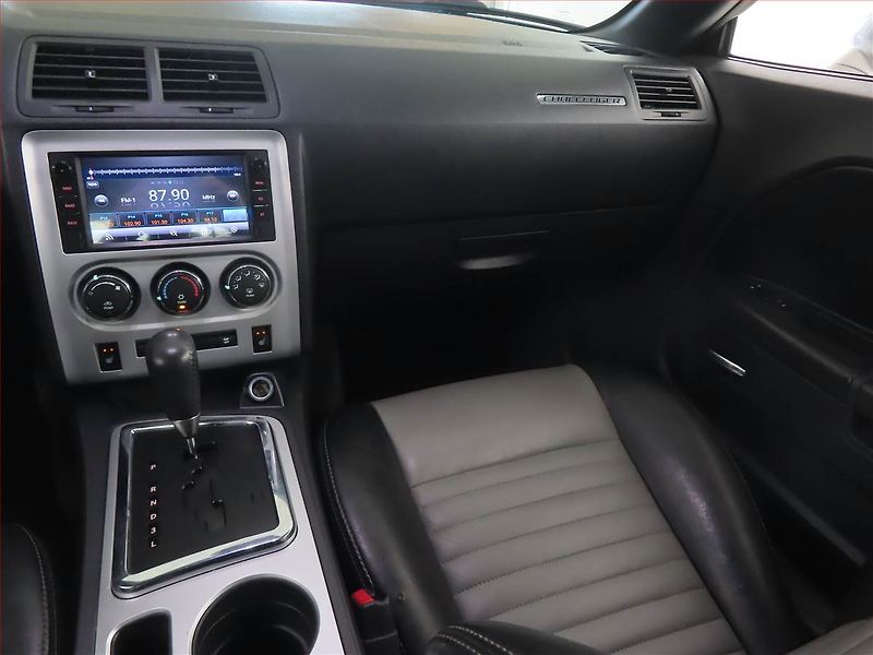 Dodge Challenger (2009) 3.5 V6, Automat, Kůže - fotka 8 z 15