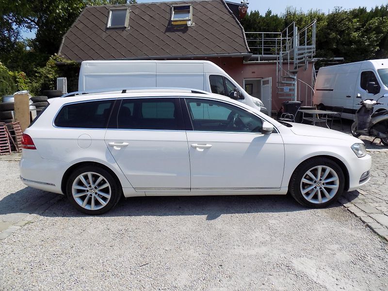 Volkswagen Passat 2,0 TDI 130 KW ALCANT. VÝHŘEV - fotka 8 z 61