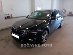 Škoda Octavia (2019) 1.5TSi, ČR, Style, LED - fotografie inzerátu