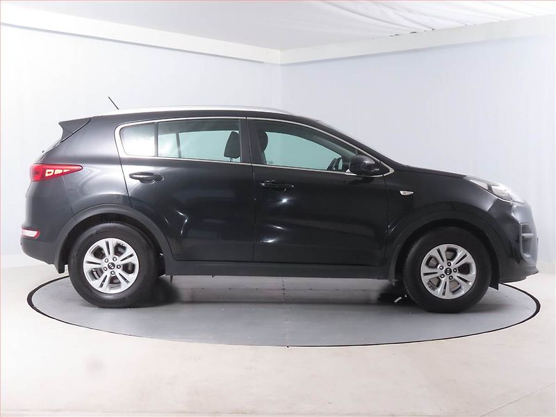 Kia Sportage (2018) 1.7 CRDi, Serv.kniha, Tempomat - fotka 6 z 15