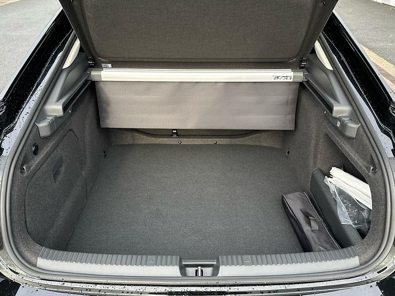 Škoda Superb (2025) 2,0 TDI 110 kW 7-stup. automat - fotka 14 z 22