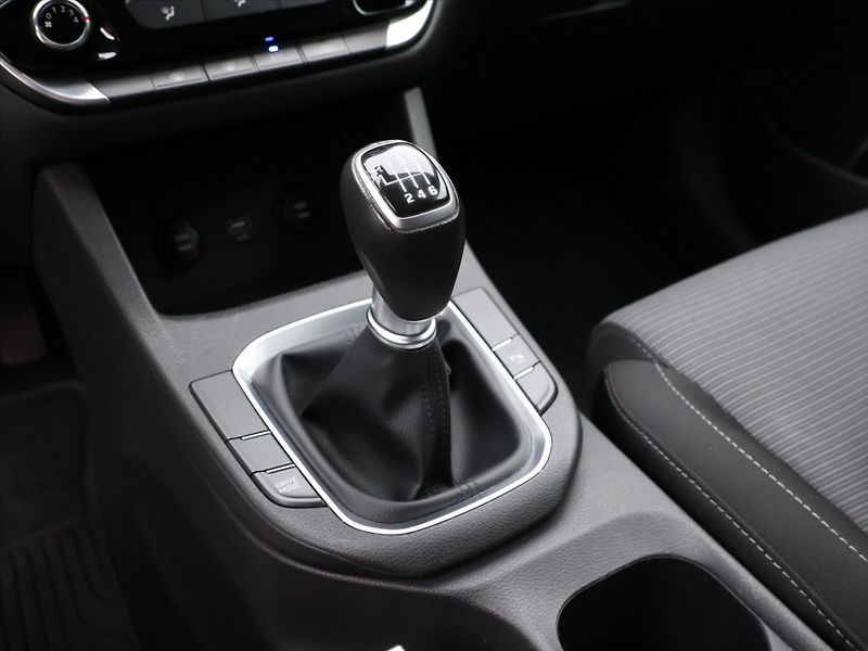 Hyundai i30 1,5 T-GDI Mild Hyb Comfort kom - fotka 20 z 28
