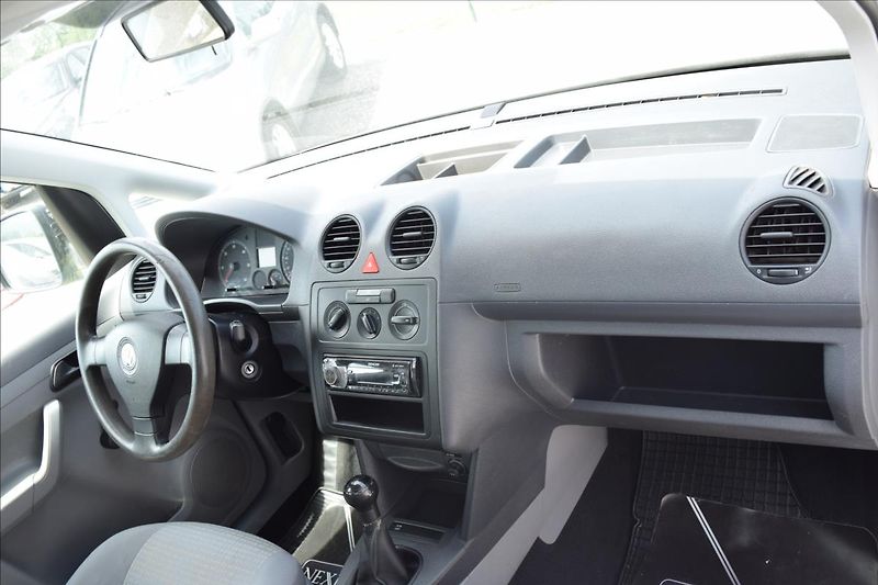 Volkswagen Caddy 1,9 TDI 77KW BEZ DPF A KOROZE - fotka 17 z 41