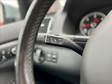 Volkswagen Touran 1,6 TDi  NAVI / kamera / ALU - náhled 24
