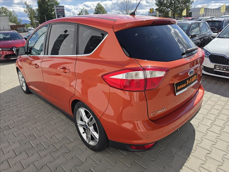 Ford C-MAX 1,6 1 110KW Titanium - fotka 8 z 40