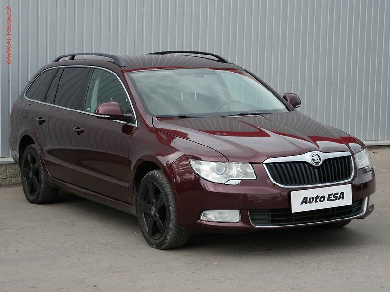 Škoda Superb (2011) 2.0TDi, ČR, Xenon - fotografie inzerátu