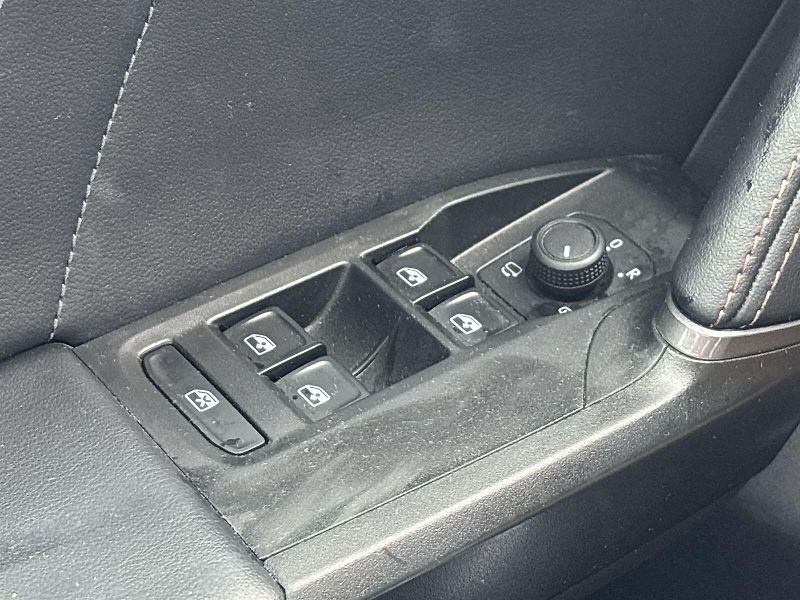 Cupra Formentor (2024) 1.5 TSI DSG - fotka 17 z 29