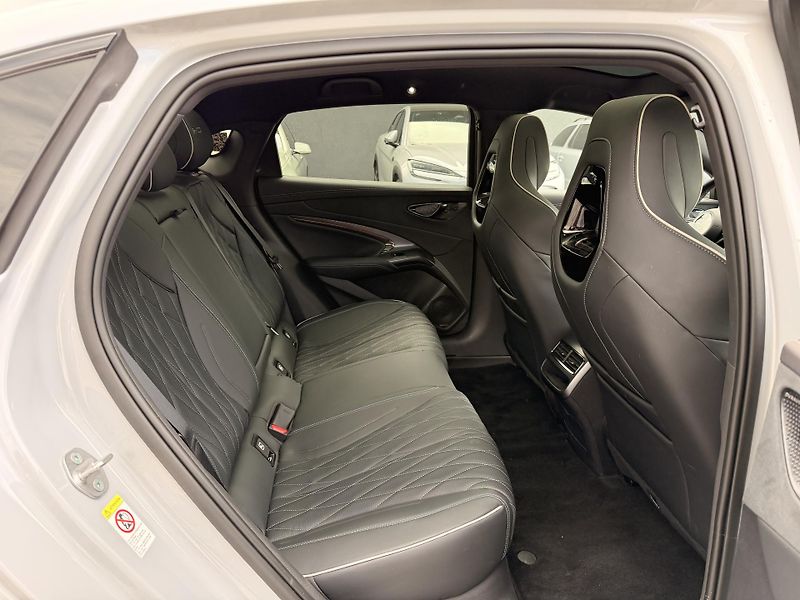 BYD Seal (2025) Excellence AWD demo - fotka 6 z 10