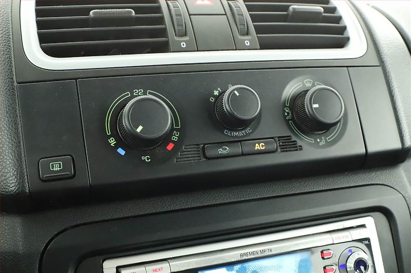 Škoda Fabia (2008) Elegance 1.2 12V, Serv.kniha - fotka 11 z 15