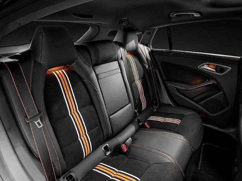 Mercedes-Benz CLA 45 AMG Shooting Brake.