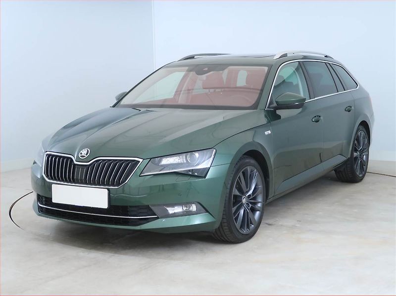 Škoda Superb (2018) Style Plus 2.0 TDI - fotka 2 z 16
