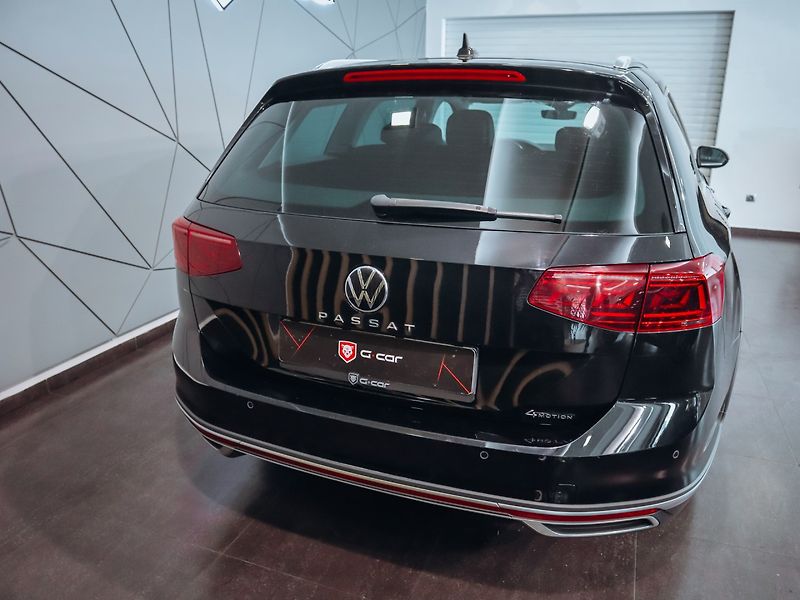 Volkswagen Passat Variant 2.0 TDI Alltrack 4MOTION DSG - fotka 7 z 28