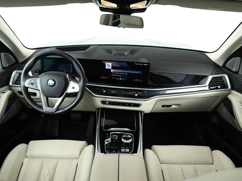 BMW X7 xDrive40d - fotka 6 z 7