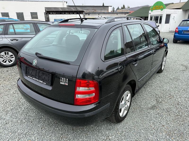 Škoda Fabia 1.4 16V 59KW AMBIENTE - fotka 6 z 13