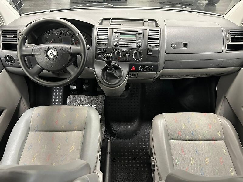 Volkswagen Transporter (2008) T5 Doka MAN 2008 - fotka 31 z 55
