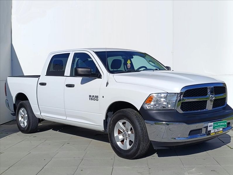 Dodge RAM 1500 3,6 i 4x4 Automat 6míst Tažné - fotka 5 z 35