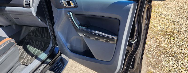 Ford Ranger (2018) 3.2D WILDTRAK 4X4 AUTOMAT - fotka 17 z 43