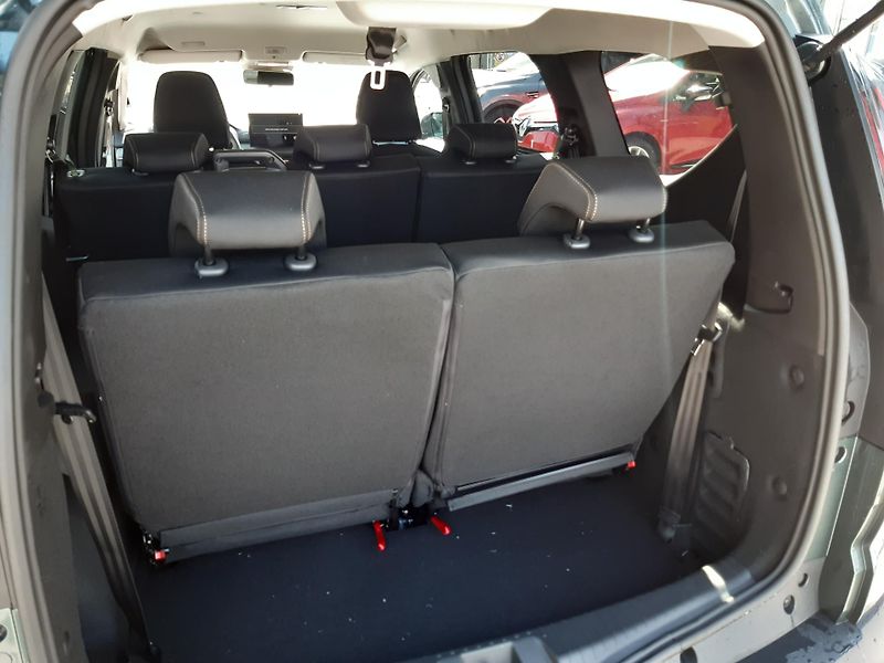 Dacia Jogger (2026) Extreme 1,8 155k HYBRID 7 míst - fotka 7 z 24