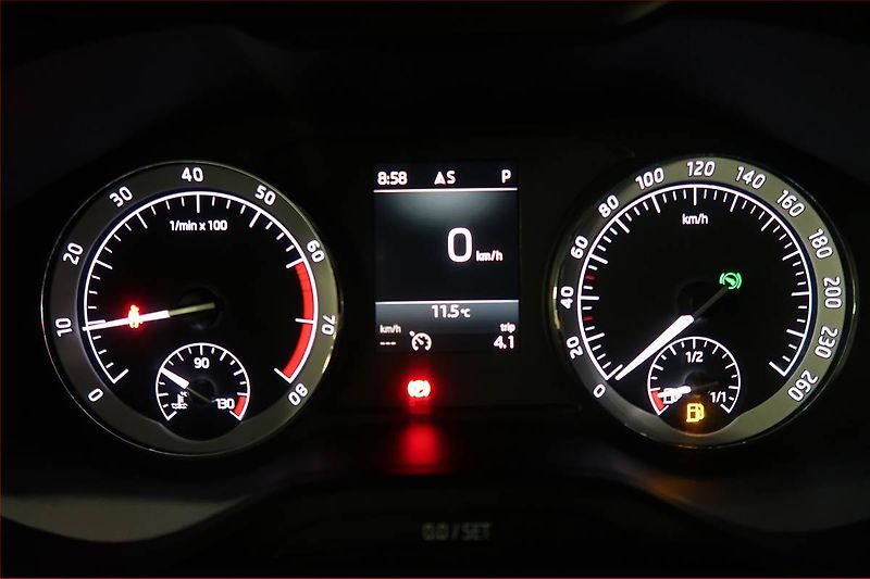 Škoda Kodiaq (2018) 1.5 TSI, Automat, 7 míst, Kůže - fotka 11 z 21