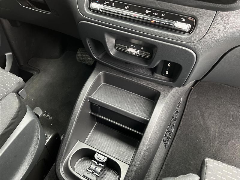 Mercedes-Benz Vito 119 CDI 4x4 Tourer SELECT - fotka 19 z 24