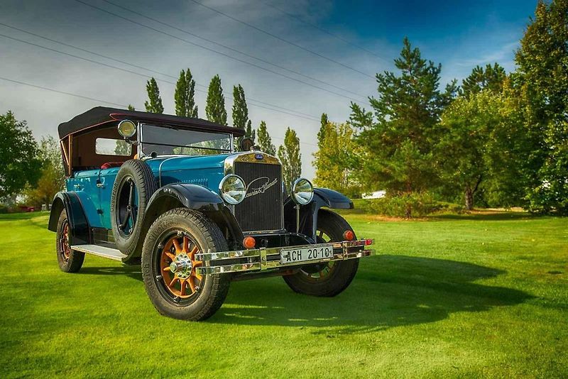 Senzací výstavy bude prezentace velmi vzácného vozu Talbot Lago T26GS, který posbíral už několik titulů na světových soutěžích elegance.