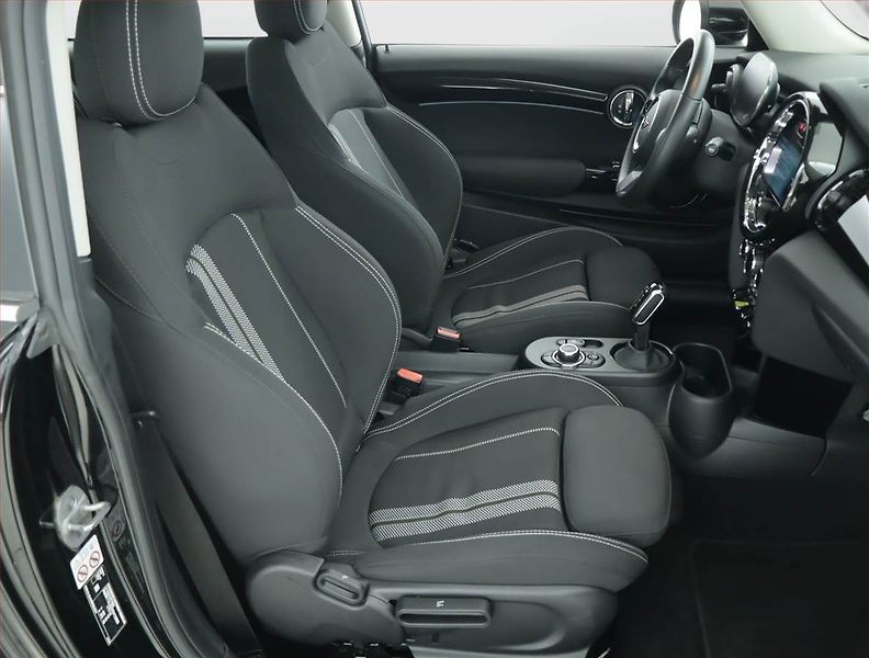 Mini Ostatní (2023) Cooper SE 32 kWh, SoH 100% - fotka 9 z 18