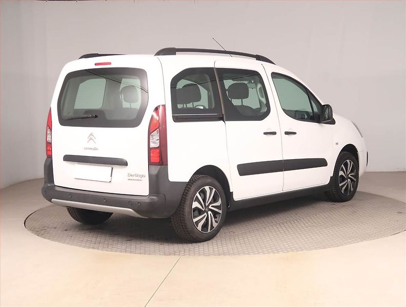 Citroën Berlingo (2018) XTR 1.6 BlueHDi, 5Míst, ČR - fotka 5 z 13